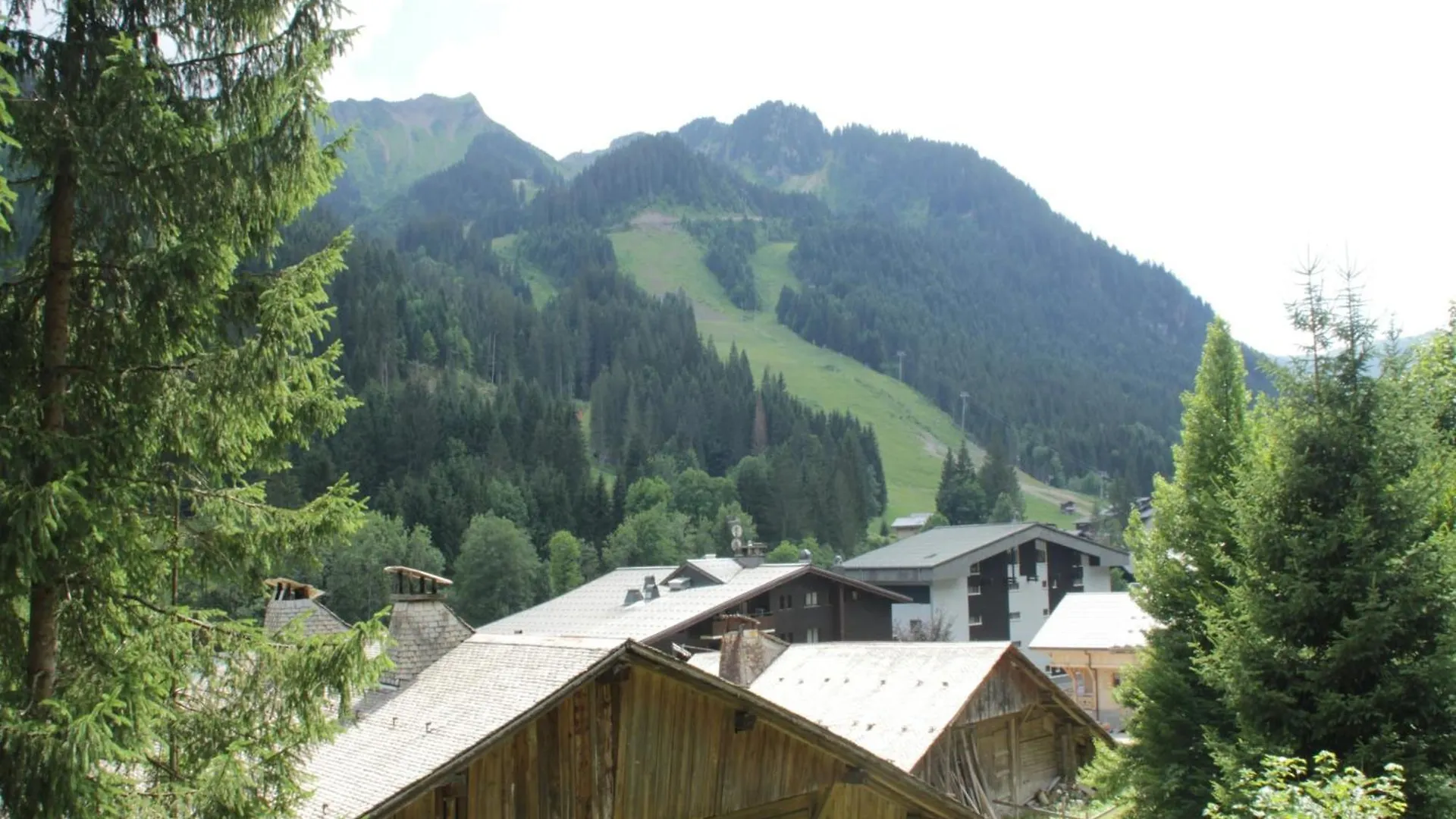 Dom wakacyjny Apartment In Chatel Near Cable Car Francja